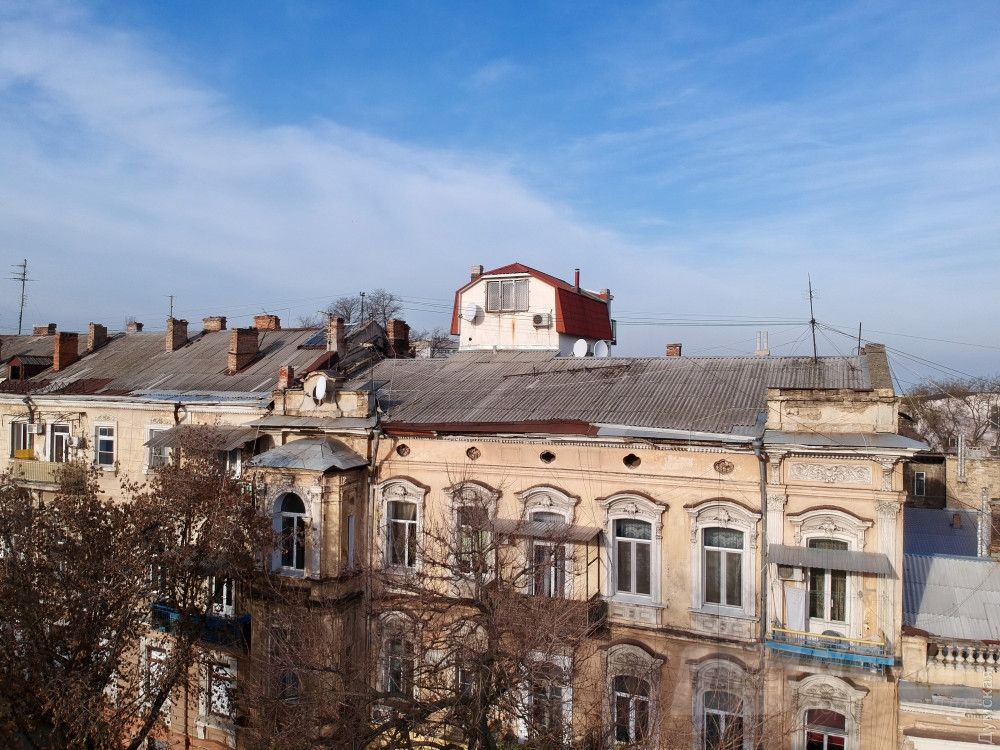 Некрасова, 6