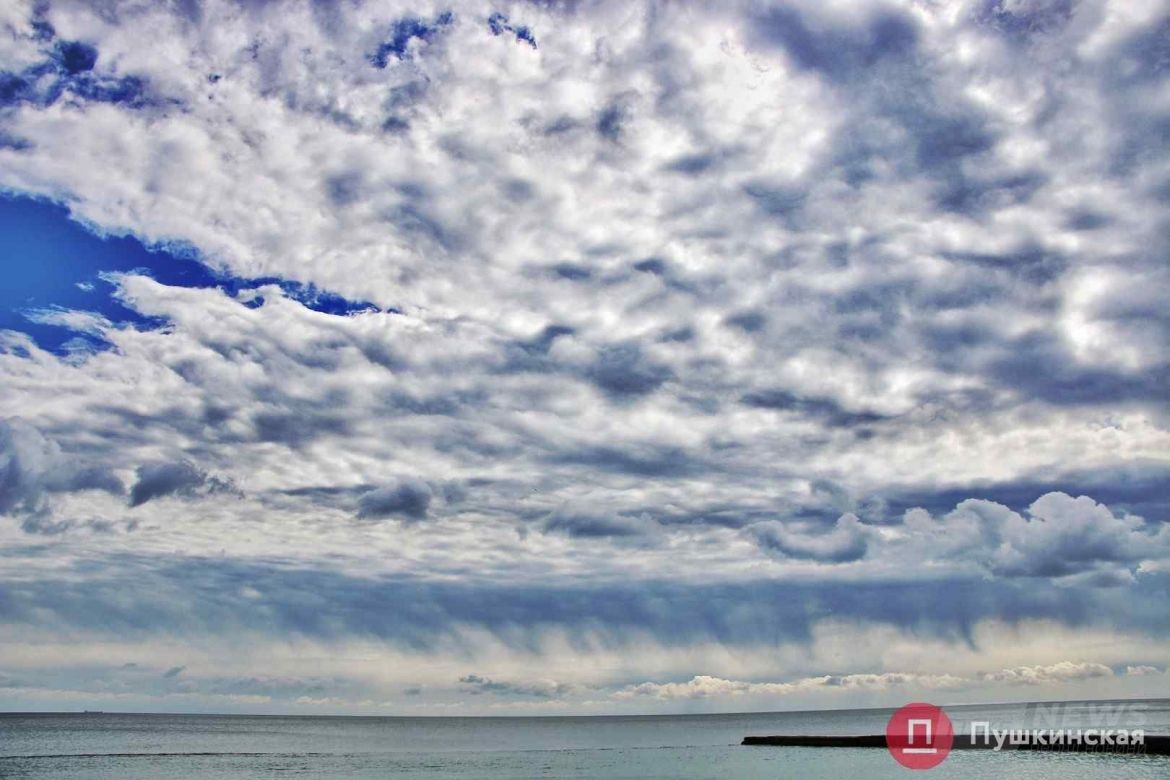 Ð¤Ð°ÐºÑÑÑÐ½Ð¾Ðµ Ð½ÐµÐ±Ð¾ Ð½Ð°Ð´ Ð³Ð¾ÑÐ¾Ð´Ð¾Ð¼: ÐºÐ°Ðº Ð² ÐÐ´ÐµÑÑÐµ Ð·Ð¸Ð¼Ð° Ñ Ð²ÐµÑÐ½Ð¾Ð¹ Ð±Ð¾ÑÐ¾Ð»Ð¸ÑÑ. Ð¤Ð¾ÑÐ¾