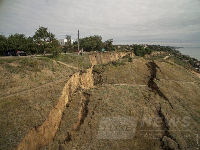 Грунт продолжает двигаться. Фото: dumskaya.net, П. Мордынская / "Сегодня"