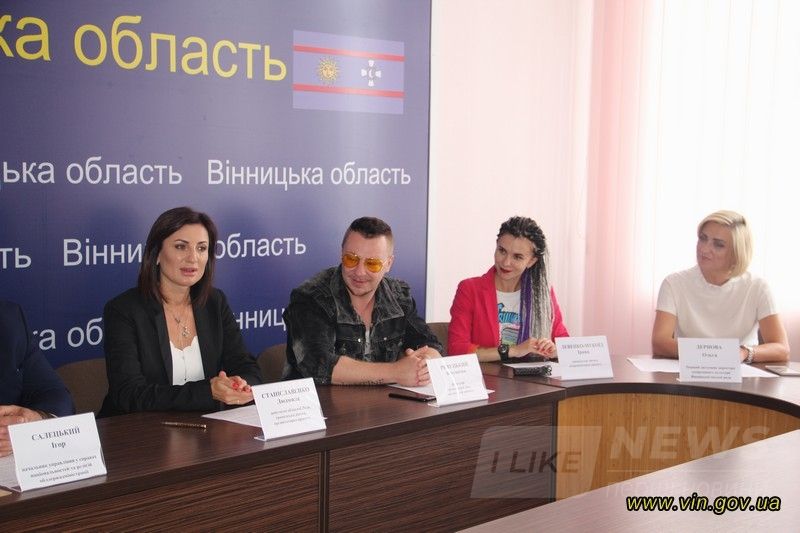 У Вінниці реaлізують унікaльний фотопроєкт «Міст дружби» з побрaтимaми із Грузії