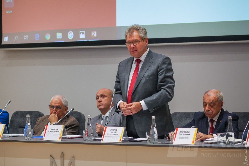 Анатолий Ковров