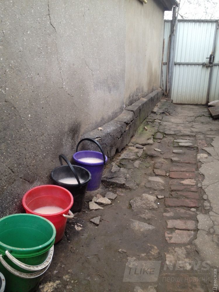 Бражка. Свой алкоголь здесь делает каждый второй 