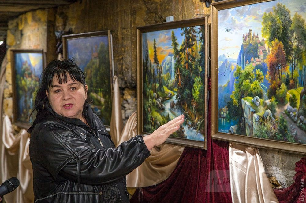 руководительница арт-студии Мария Василевская