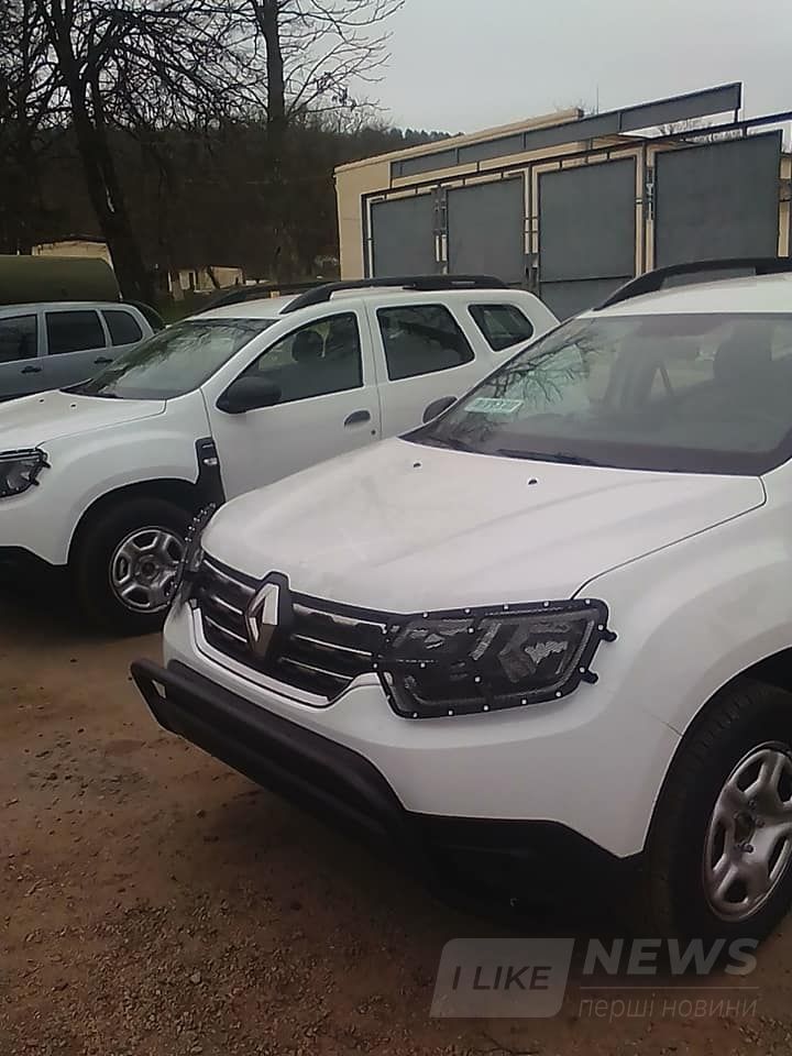 Прикордонників Вінниччини зaбезпечили новими пaтрульними aвтівкaми «РЕНО-ДAСТЕР»