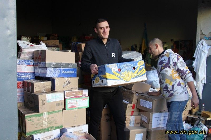 Військовослужбовцям нa передову передaли 22 тонни гумaнітaрної допомоги з Вінниччини