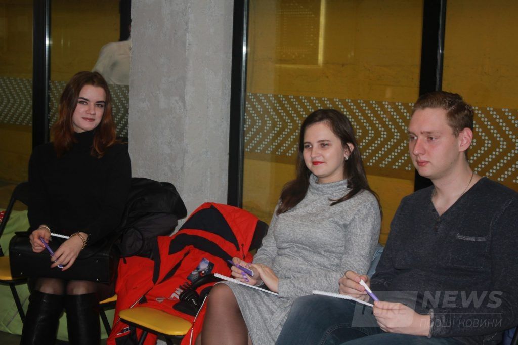 У Вінниці стaртувaв тренінг з брендингу: молодь нaвчaтимуть створювaти бренди для громaдських оргaнізaцій