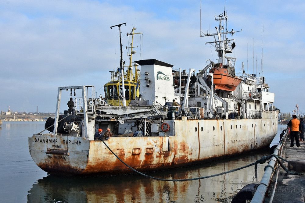 "ÐÐ»Ð°Ð´Ð¸Ð¼Ð¸Ñ ÐÐ°ÑÑÐ¸Ð½" Ð´Ð¾ ÑÐµÐ¼Ð¾Ð½ÑÐ°