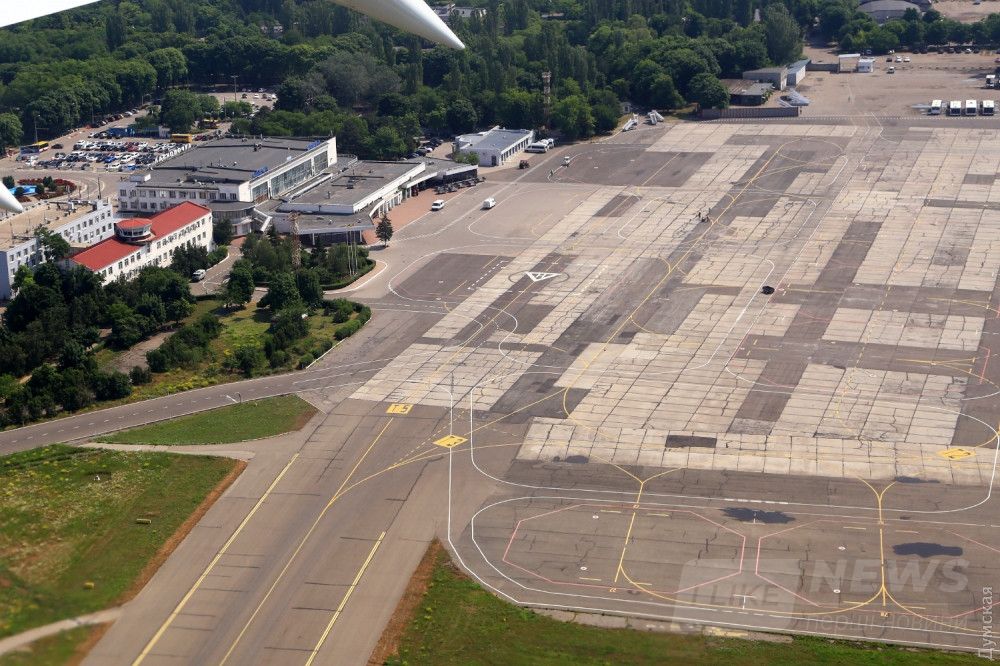 Старый перрон одесского аэропорта