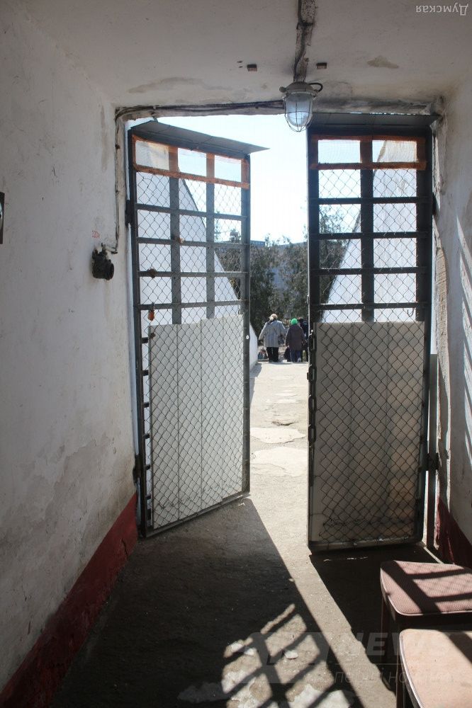 Противообвальный выход