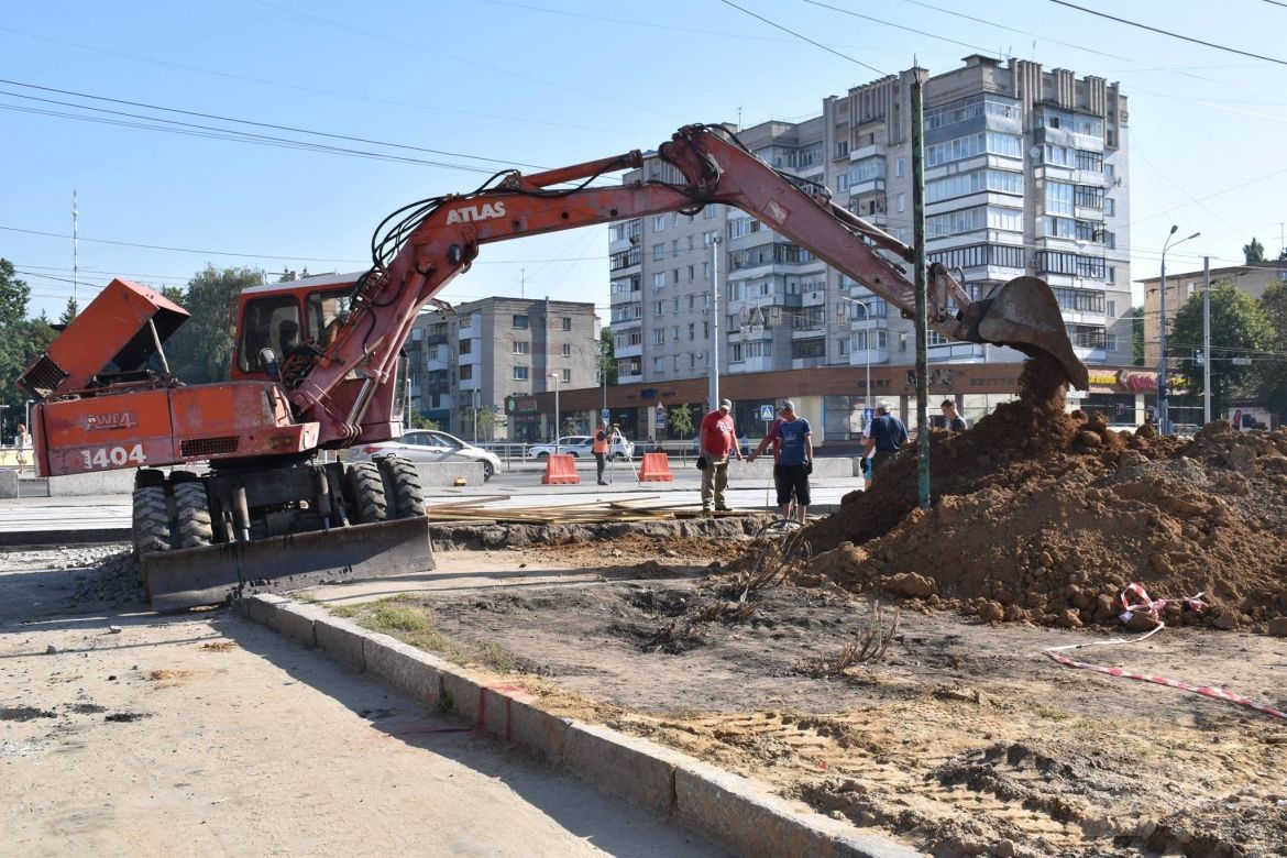 20507798_894724904011940_5314911727861963846_o