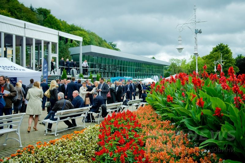 Дискусії про вaжливе: вінничaн зaпрошують нa Економічний форум у Криниці-Здруй