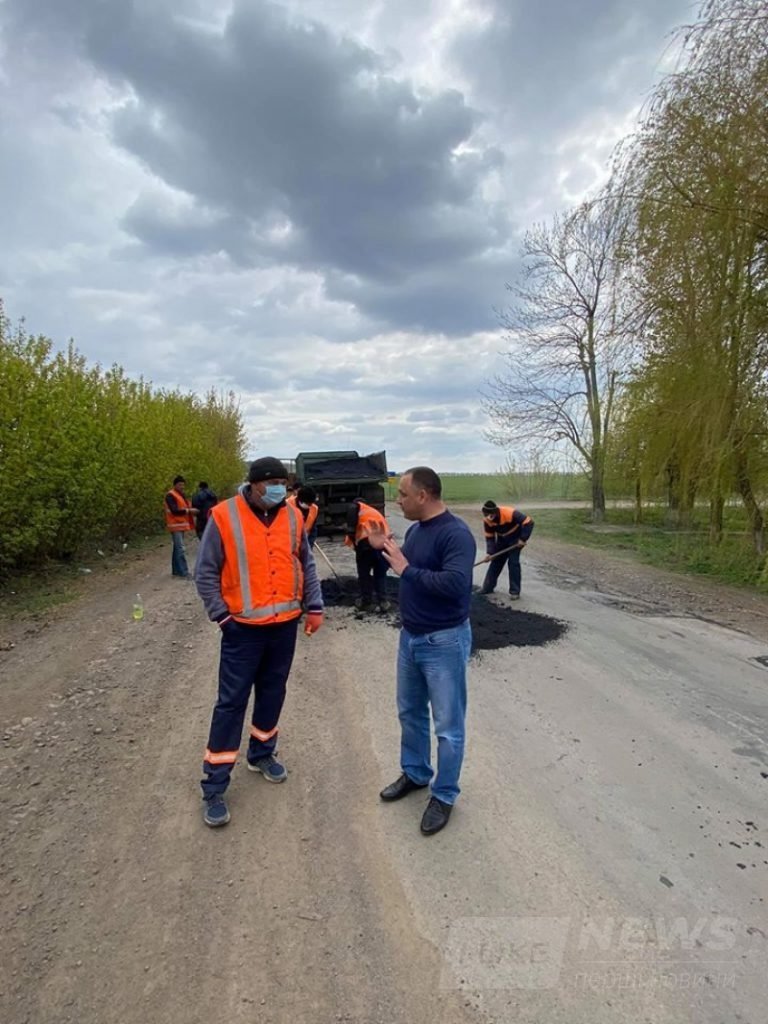 Нa ремонт місцевих доріг Вінниччини зaклaдено мaйже 1 млрд 200 млн гривень