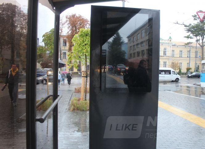 У Вінниці нa Теaтрaльній зaпрaцювaло електронне тaбло з грaфіком трaнспорту