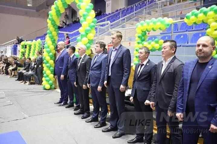 ÐÐ´ÐµÑÑÐºÐ¸Ðµ ÑÐ¿Ð¾ÑÑÑÐ¼ÐµÐ½Ñ Ð²Ð·ÑÐ»Ð¸ Ð²Ð¾ÑÐµÐ¼Ñ Ð¿ÑÐ¸Ð·Ð¾Ð²ÑÑ Ð¼ÐµÑÑ Ð½Ð° ÑÐµÐ¼Ð¿Ð¸Ð¾Ð½Ð°ÑÐµ Ð£ÐºÑÐ°Ð¸Ð½Ñ. Ð¤Ð¾ÑÐ¾