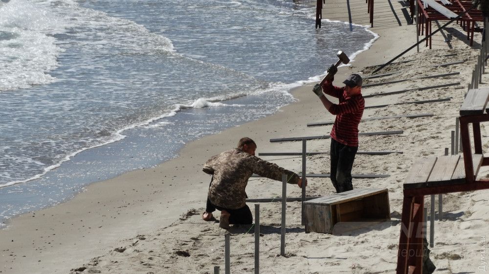 Пятиметровый проход вдоль линии прибоя? Первый раз слышим