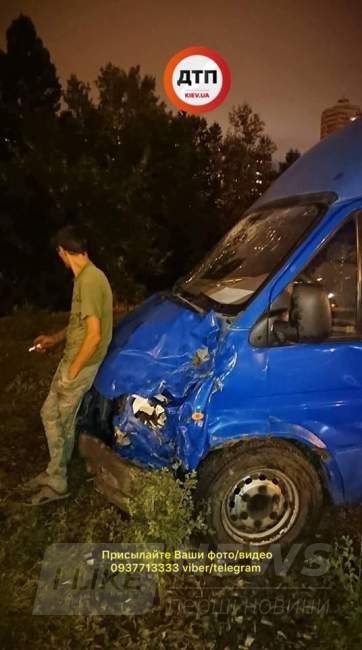 СÑÑаÑное ÐТРв Ðиеве: авÑÐ¾Ð¼Ð¾Ð±Ð¸Ð»Ñ Ð¿ÑевÑаÑилÑÑ Ð² гÑÑÐ´Ñ Ð¼ÐµÑаллолома (ÑоÑо)