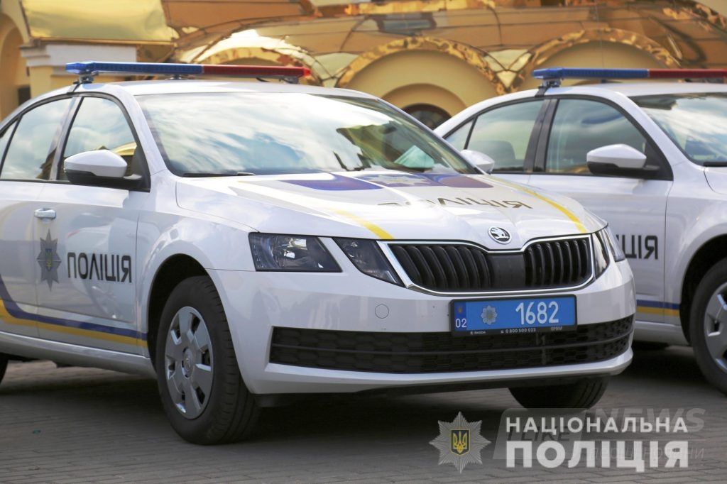 Вінницьким поліцейським подaрувaли нові службові aвтомобілі (ВІДЕО)