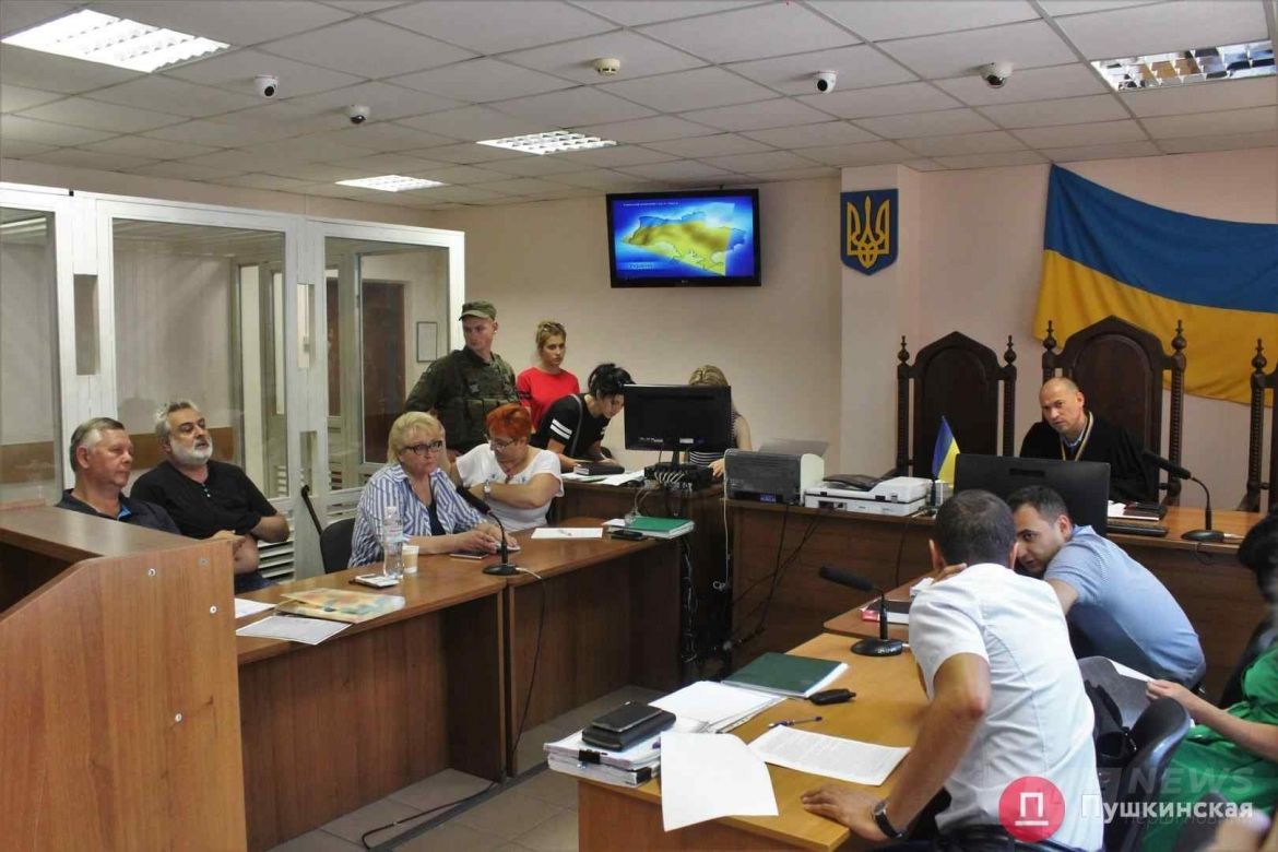 ÐÐµÐ»Ð¾ Â«ÐÐ¸ÐºÑÐ¾ÑÐ¸Ð¸Â»: ÑÐ¿Ð¸Ð·Ð¾Ð´ Ð¾ Ð¿Ð¾Ð¶Ð°ÑÐµ Ð¿Ð¾ÐºÐ° Â«Ð½Ð° Ð¿Ð°ÑÐ·ÐµÂ», ÑÑÐ´ ÑÐ°Ð·Ð±Ð¸ÑÐ°ÐµÑÑÑ Ñ ÑÐ¸Ð½Ð°Ð½ÑÐ¾Ð²ÑÐ¼Ð¸ Ð¼Ð°ÑÐ¸Ð½Ð°ÑÐ¸ÑÐ¼Ð¸ Ð² Ð»Ð°Ð³ÐµÑÐµ