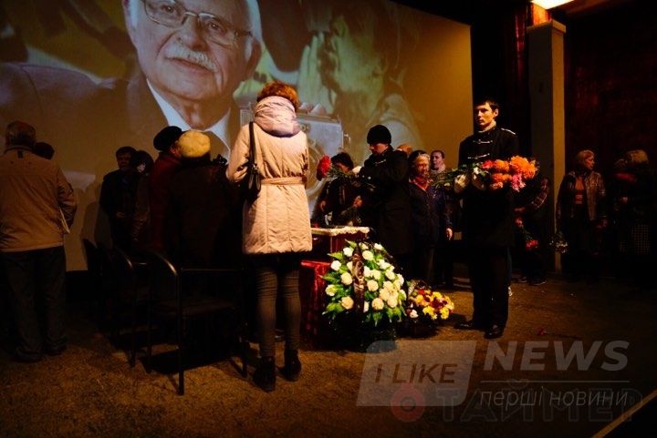 В Одессе прощаются с кинооператором и режиссёром Вадимом Костроменко
