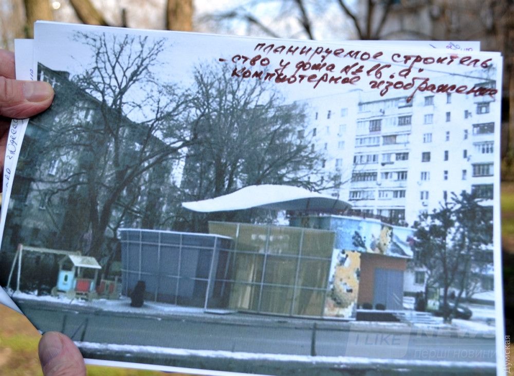 Вот такое кафе хотят "посадить" в зеленой зоне