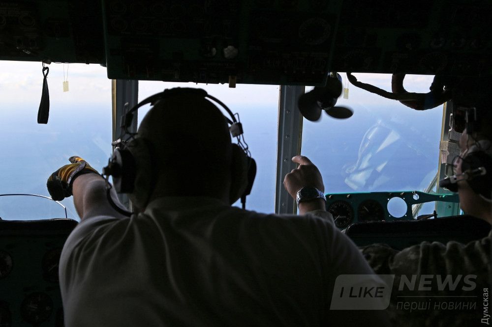 Впереди эскадра