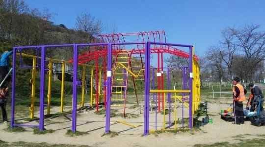 Ð ÐÐ´ÐµÑÑÐµ ÑÐµÑÐ¸Ð»Ð¸ Ð¿ÑÐ¸Ð²ÐµÑÑÐ¸ Ð² Ð¿Ð¾ÑÑÐ´Ð¾Ðº ÑÐºÐ°Ð¼ÐµÐ¹ÐºÐ¸ Ð¸ Ð¿Ð»Ð¾ÑÐ°Ð´ÐºÐ¸ Ð½Ð° Ð¿Ð¾Ð±ÐµÑÐµÐ¶ÑÐµ. Ð¤Ð¾ÑÐ¾