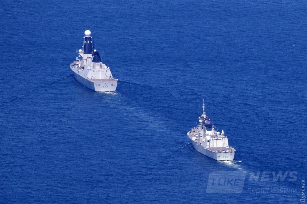 "Дункан" и "Торонто"