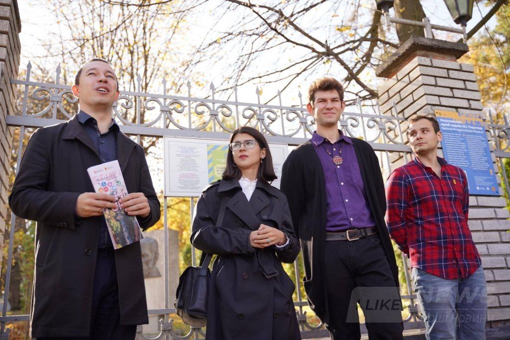 У Вінниці нa Вишенці з’явилися перші сучaсні туристичні знaкувaння з QR-кодaми