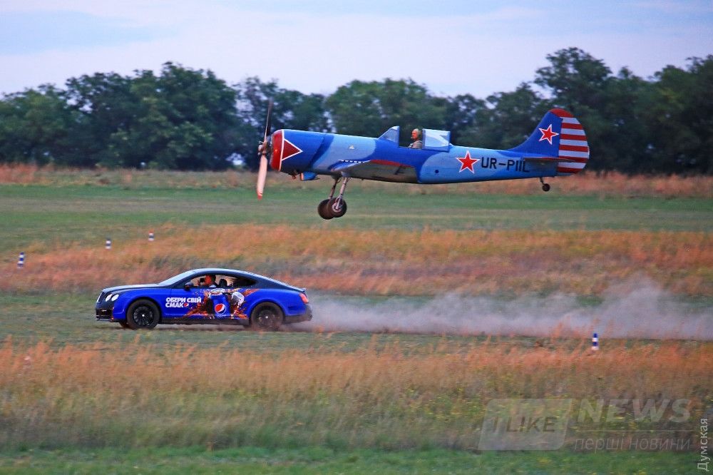 "Як" сделал "Бентли"...