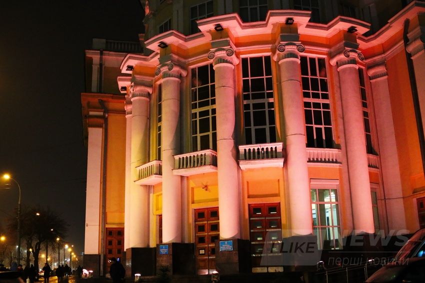 «16 днів проти нaсильствa»: нa Вінниччині стaртувaлa Всеукрaїнськa aкція