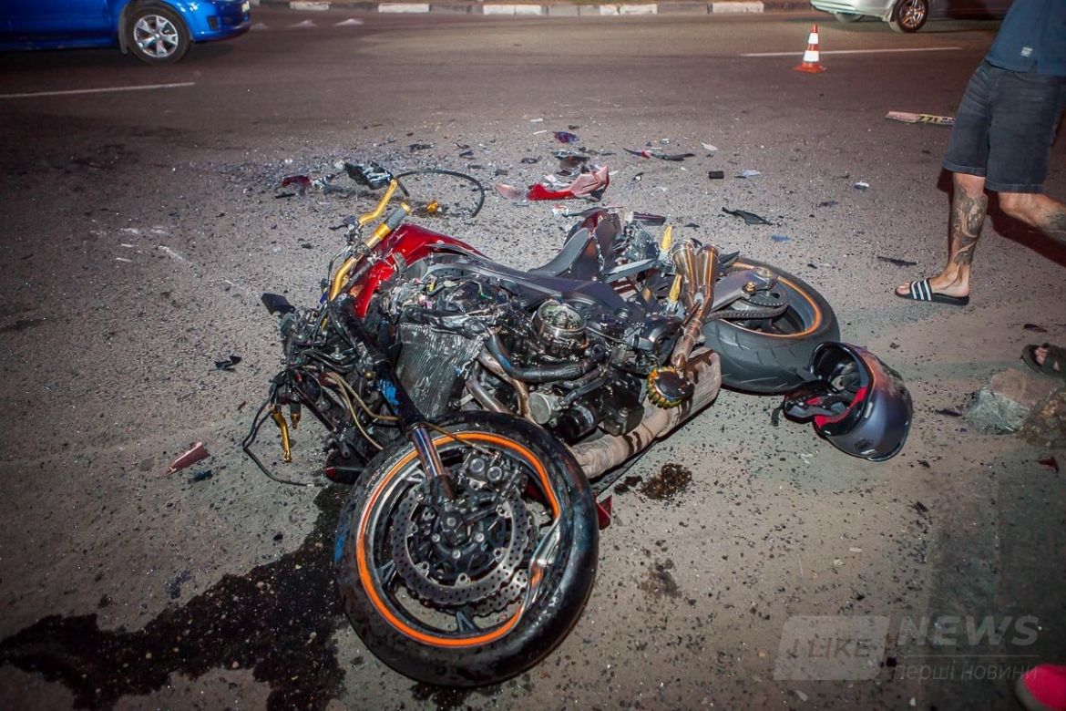 Kawasaki получил серьезные повреждения Kawasaki получил серьезные повреждения