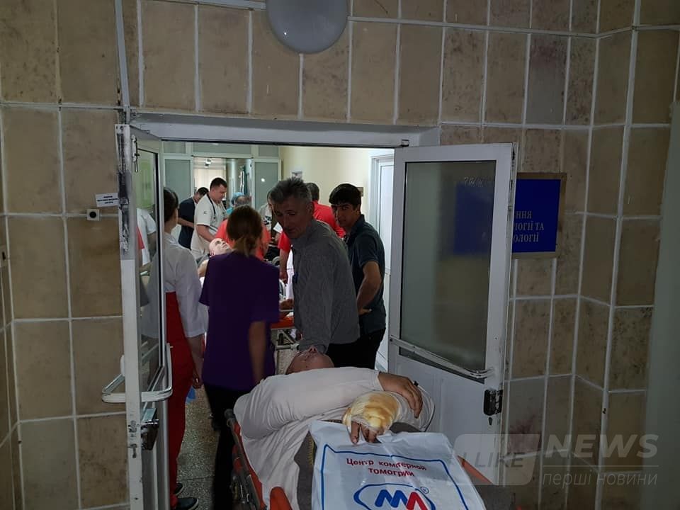 Ð ÐÐ´ÐµÑÑÑ Ð¿ÑÐ¸Ð±ÑÐ» Ð±Ð¾ÑÑ Ñ ÑÐ°Ð½ÐµÐ½Ð½ÑÐ¼Ð¸ Ð² ÐÐ¾Ð½Ð±Ð°ÑÑÐµ