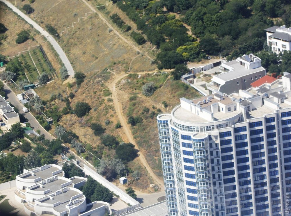 Новая трасса здоровья упирается в холм