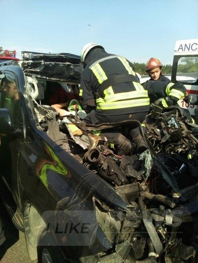 ÐТРз ÑÑÑÐ¾Ñ Ñ Ð¿Ð¾Ð·Ð°ÑлÑÑ
овиком пÑд ÐиÑвом: ÑÑÑÑвалÑники дÑÑÑали з авÑо ÑоловÑка Ñ Ð´Ð¸ÑинÑ