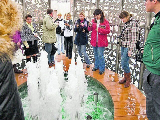 Фонтан Диониса. Ждет в центре культуры виноделия. Фото: silena-tour.com.ua