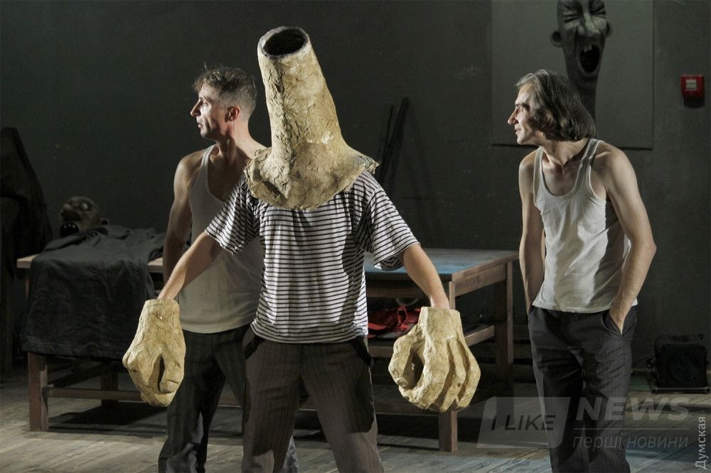 Младший дворник Серега далеко не ангел