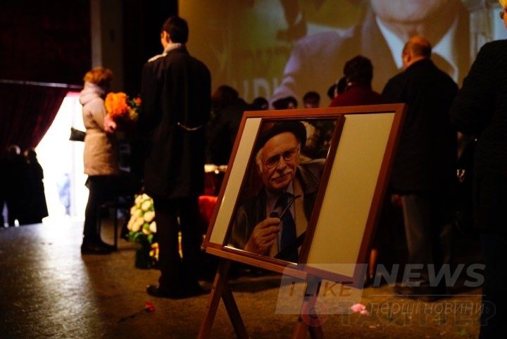 В Одессе прощаются с кинооператором и режиссёром Вадимом Костроменко