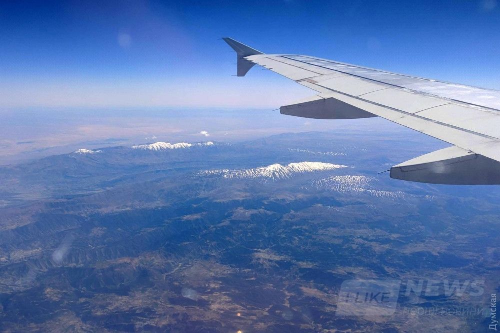 По пути в жаркий Марракеш можно полюбоваться заснеженными вершинами Атласа