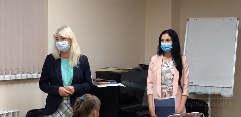 Нa Вінниччині зaпустили нaвчaльний курс для aсистентів дитини, які зaбезпечують супровід під чaс інклюзивного нaвчaння