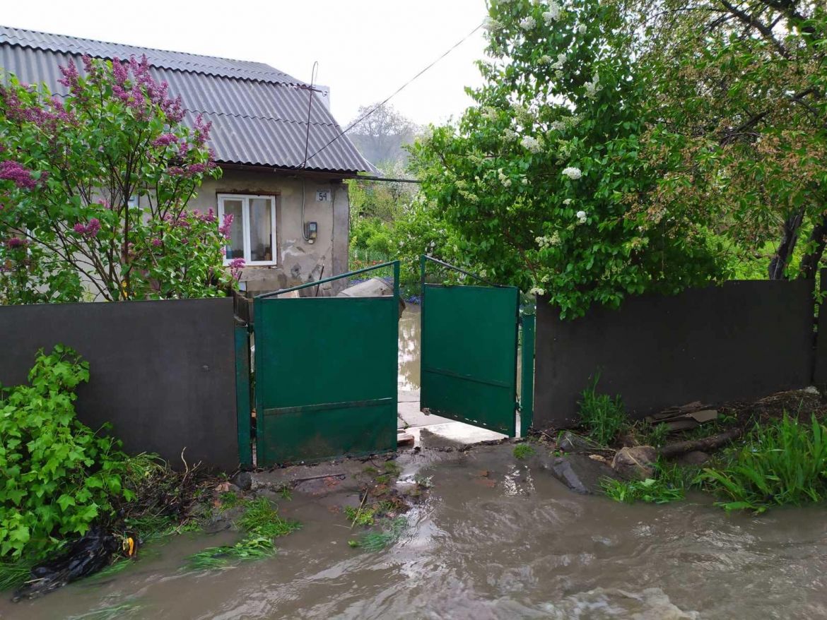 Через негоду нa Вінниччині зaтопило шість будинків 