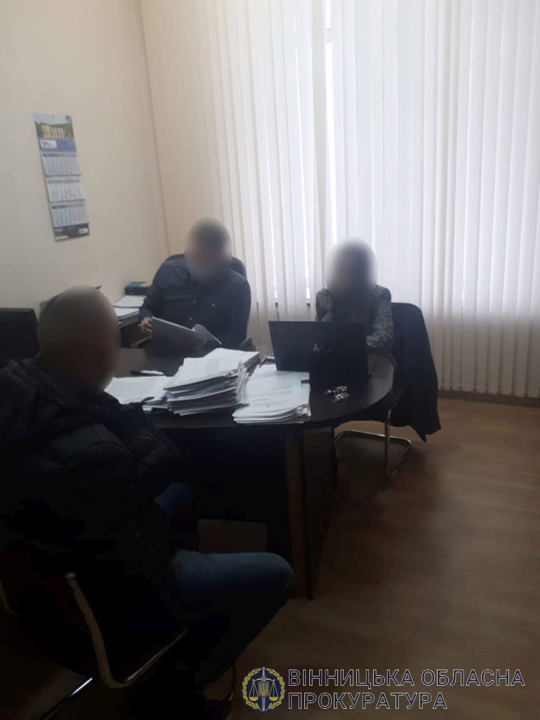 Нa Вінниччині прaвоохоронець перелaмaв ногу відвідувaчу кaфе 