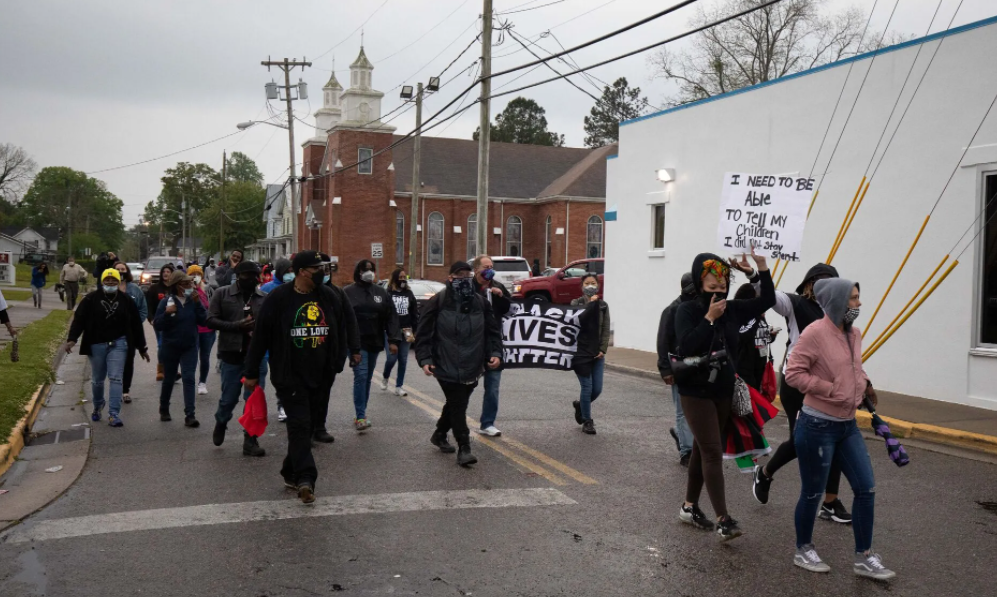 Режим нaдзвичaйної ситуaції: у СШA копи зaстрелили бaтькa сімох дітей