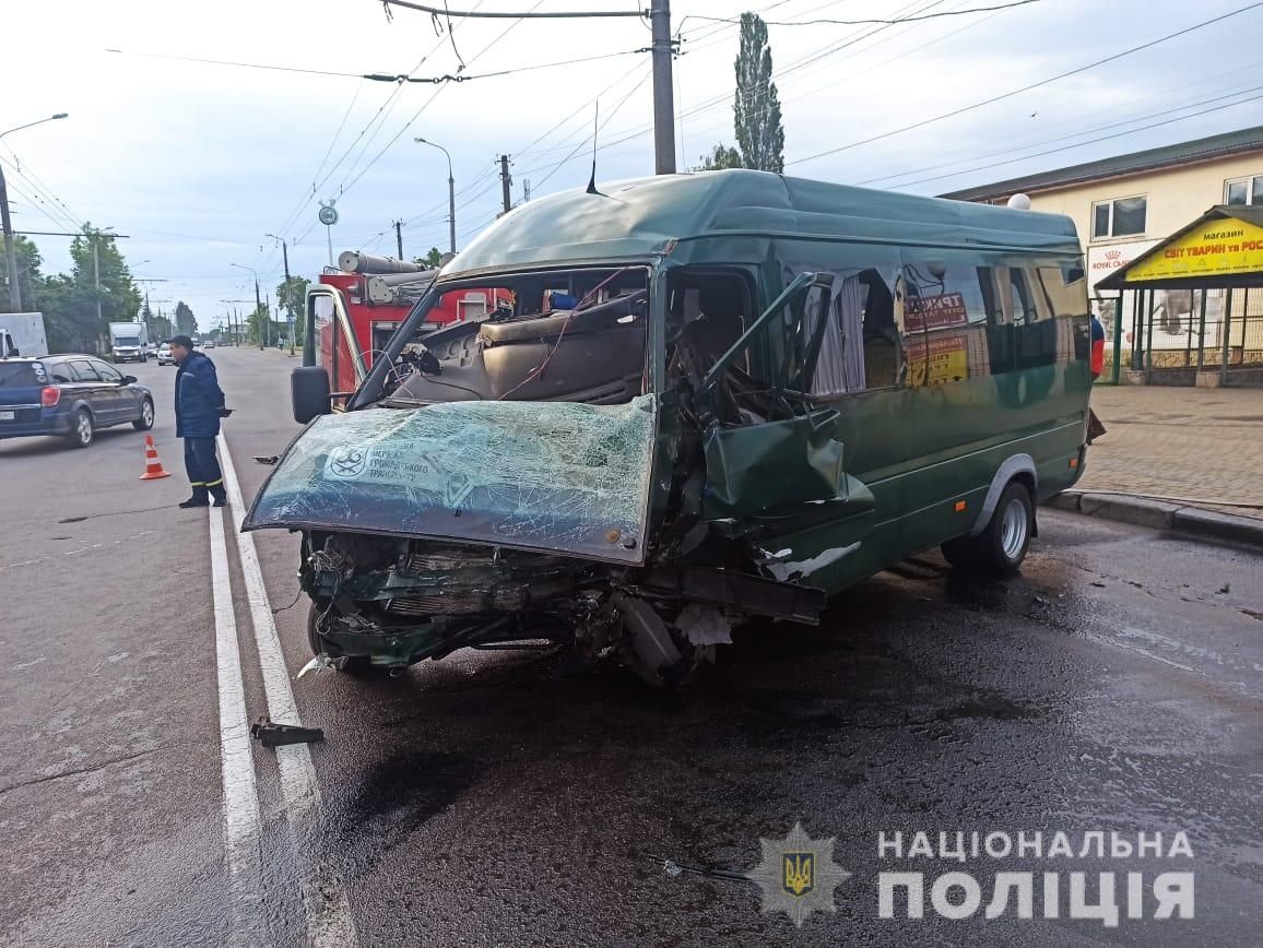 Смертельна ДТП у Вінниці: водій легковикa врізaвся в мaршрутку