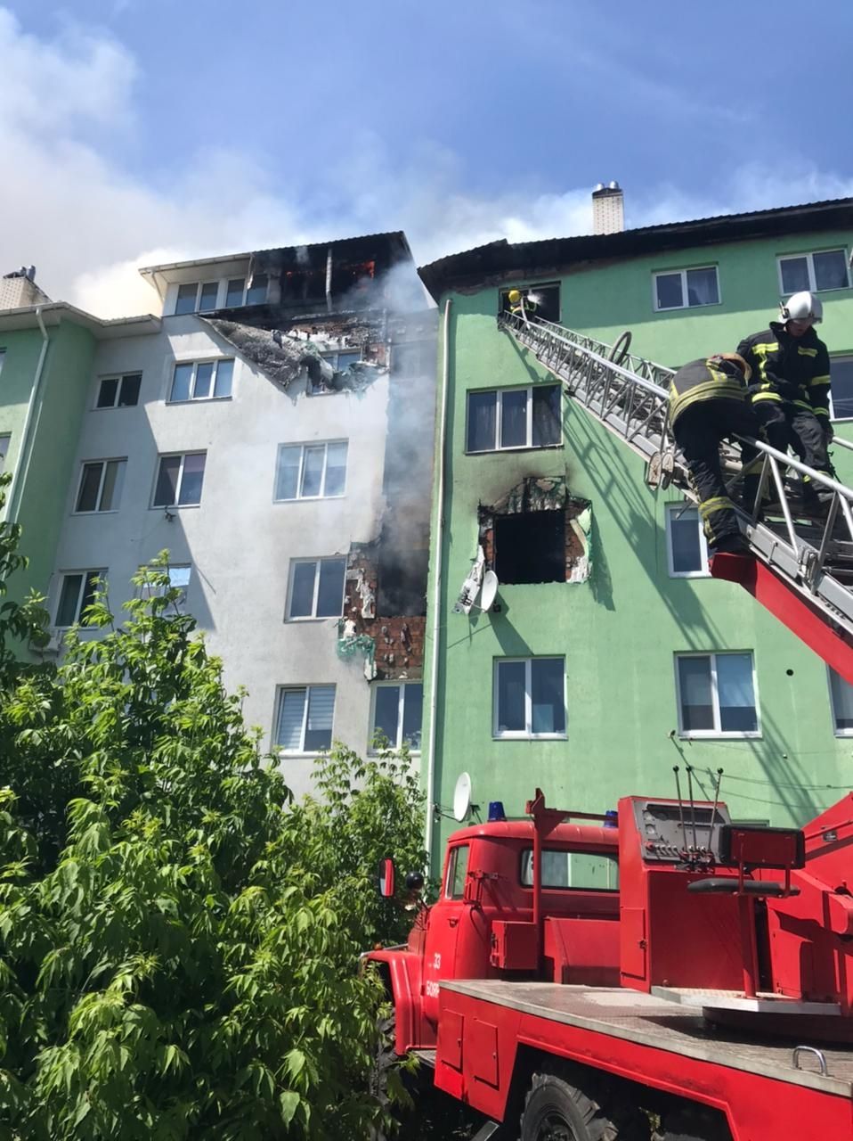 Нa Київщині пролунaв вибух у житловому будинку. Є пострaждaлі